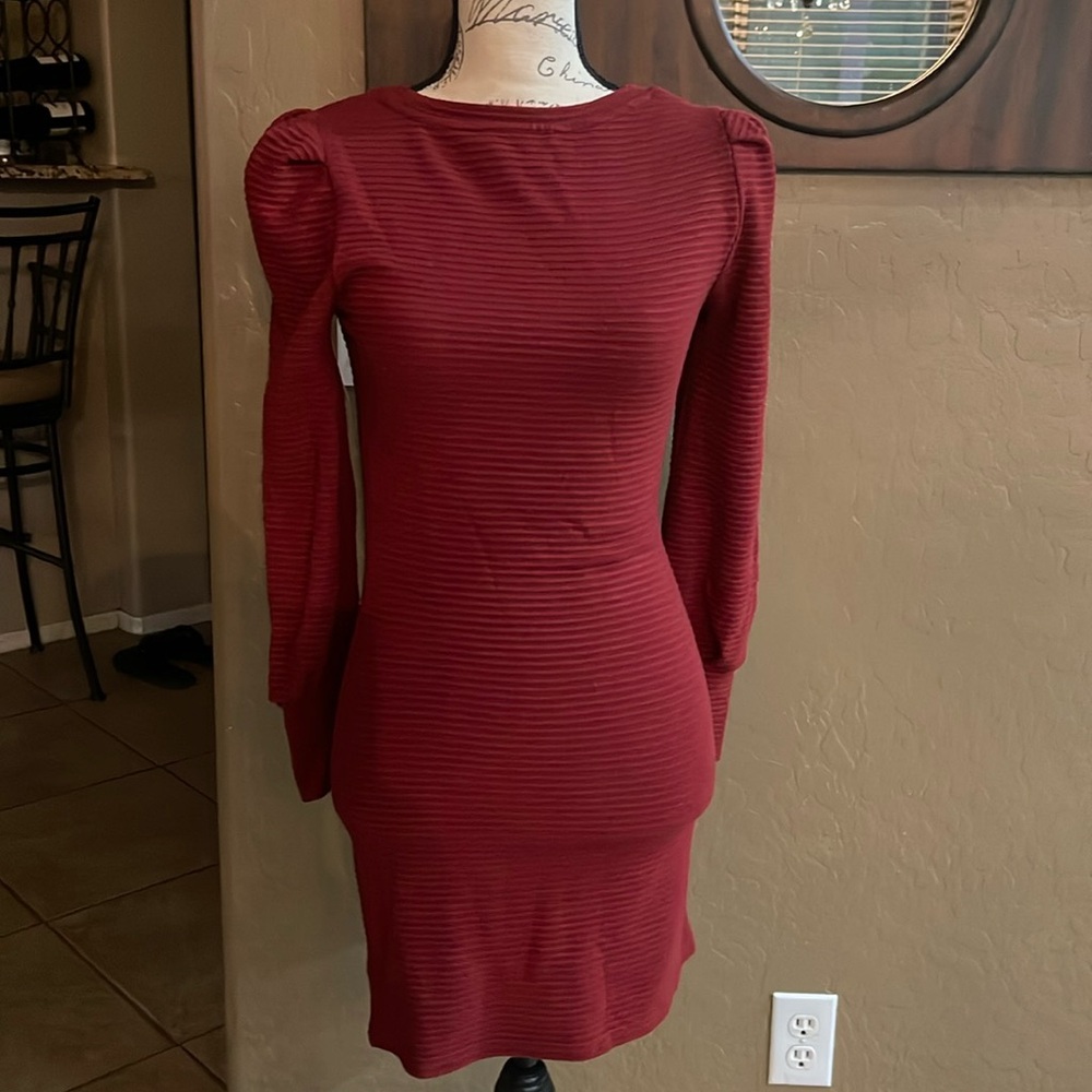 Burgundy ribbed sweater dress with open back